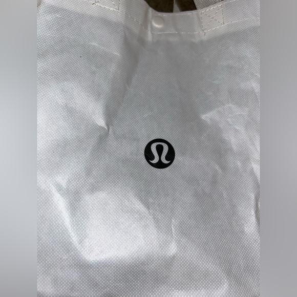 lululemon athletica White Tote Bag - Picture 2 of 6